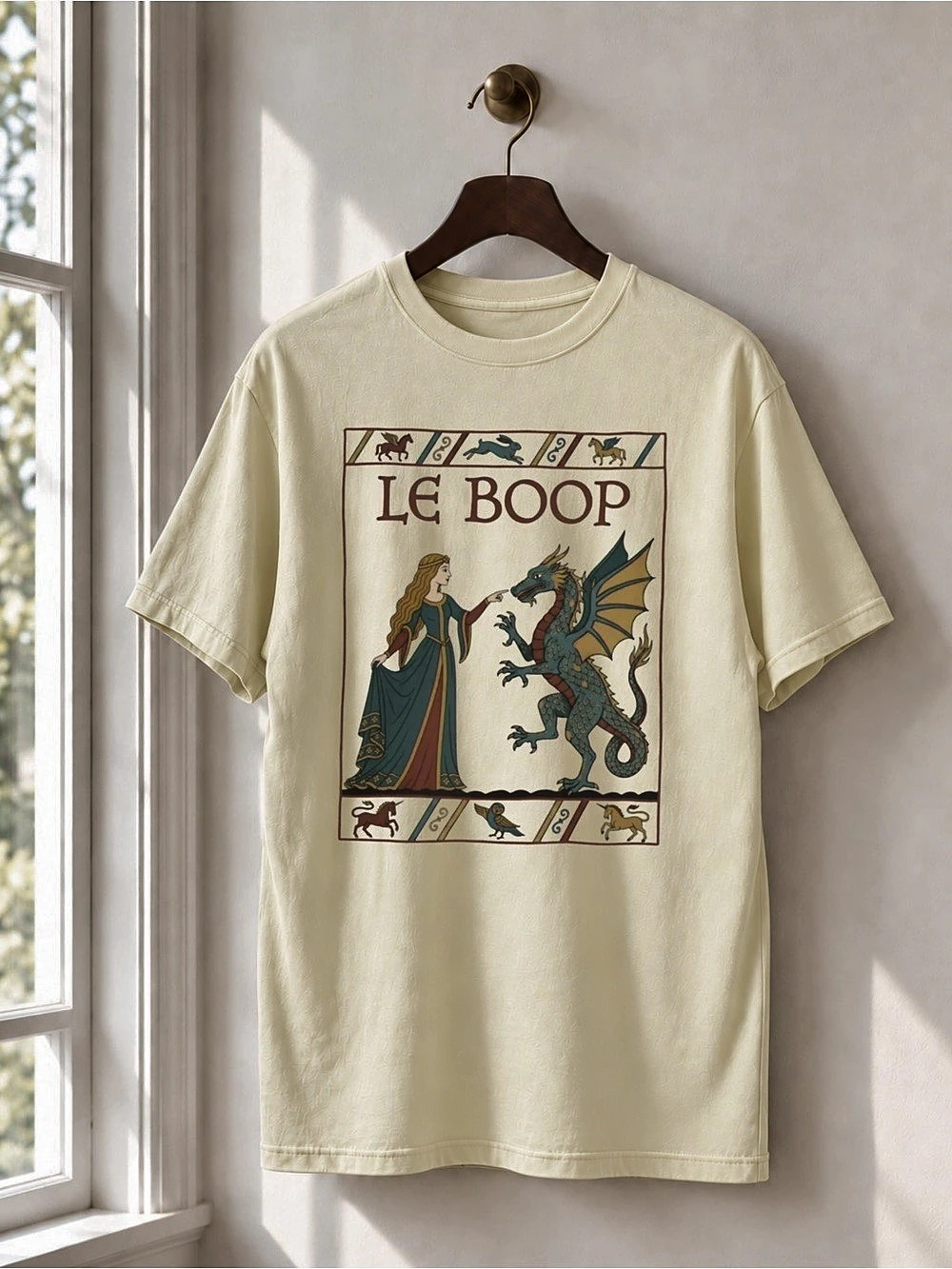 Le Boop Medieval Dragon Graphic Unisex T-shirt